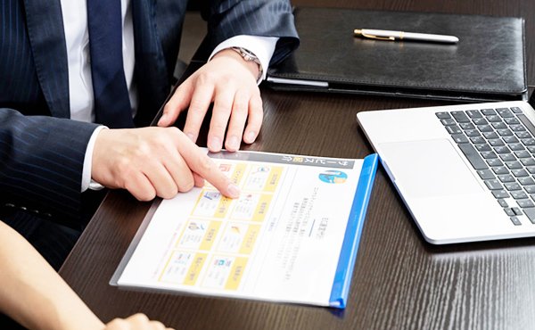 施策提案中の様子