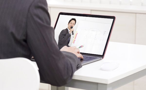 オンラインスクールの様子