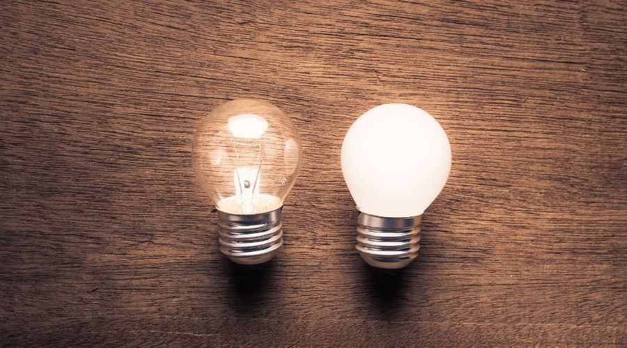 ガラス部分が違う電球