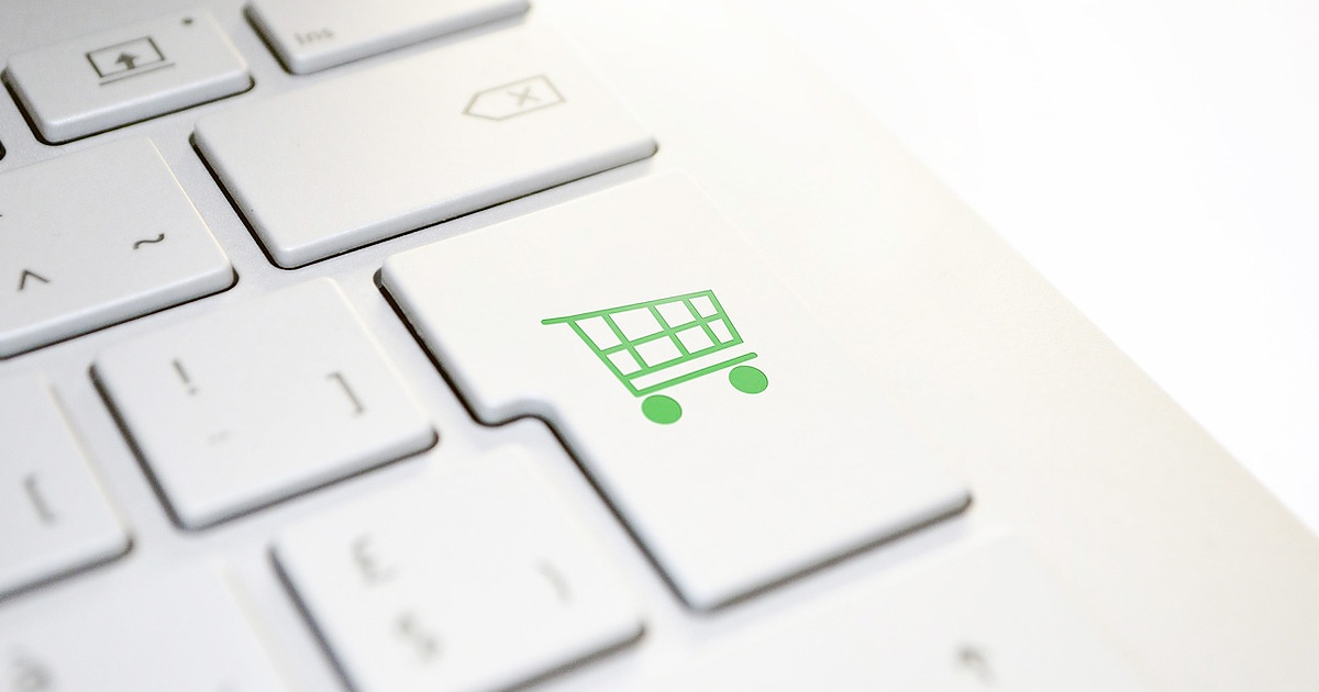 キーボードに描かれたショッピングカートのピクトグラム