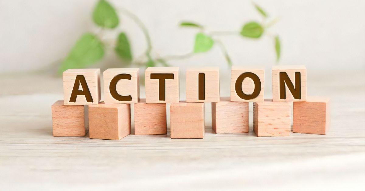 アクションの文字