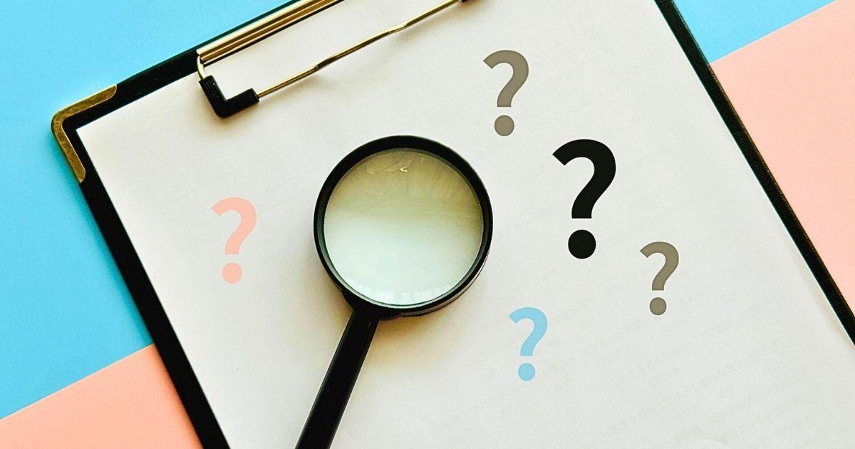 虫眼鏡と疑問符